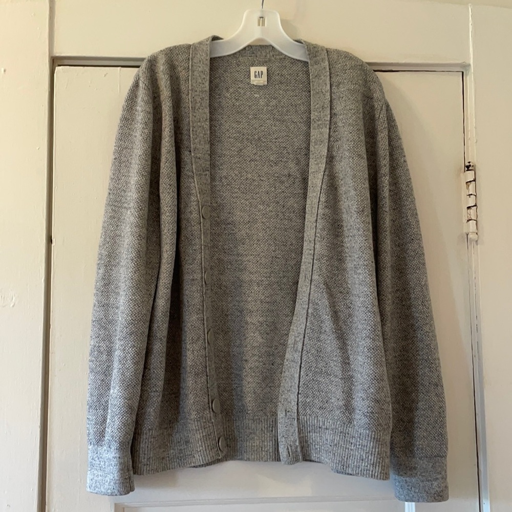 GAP Grey Thick Cardigan!